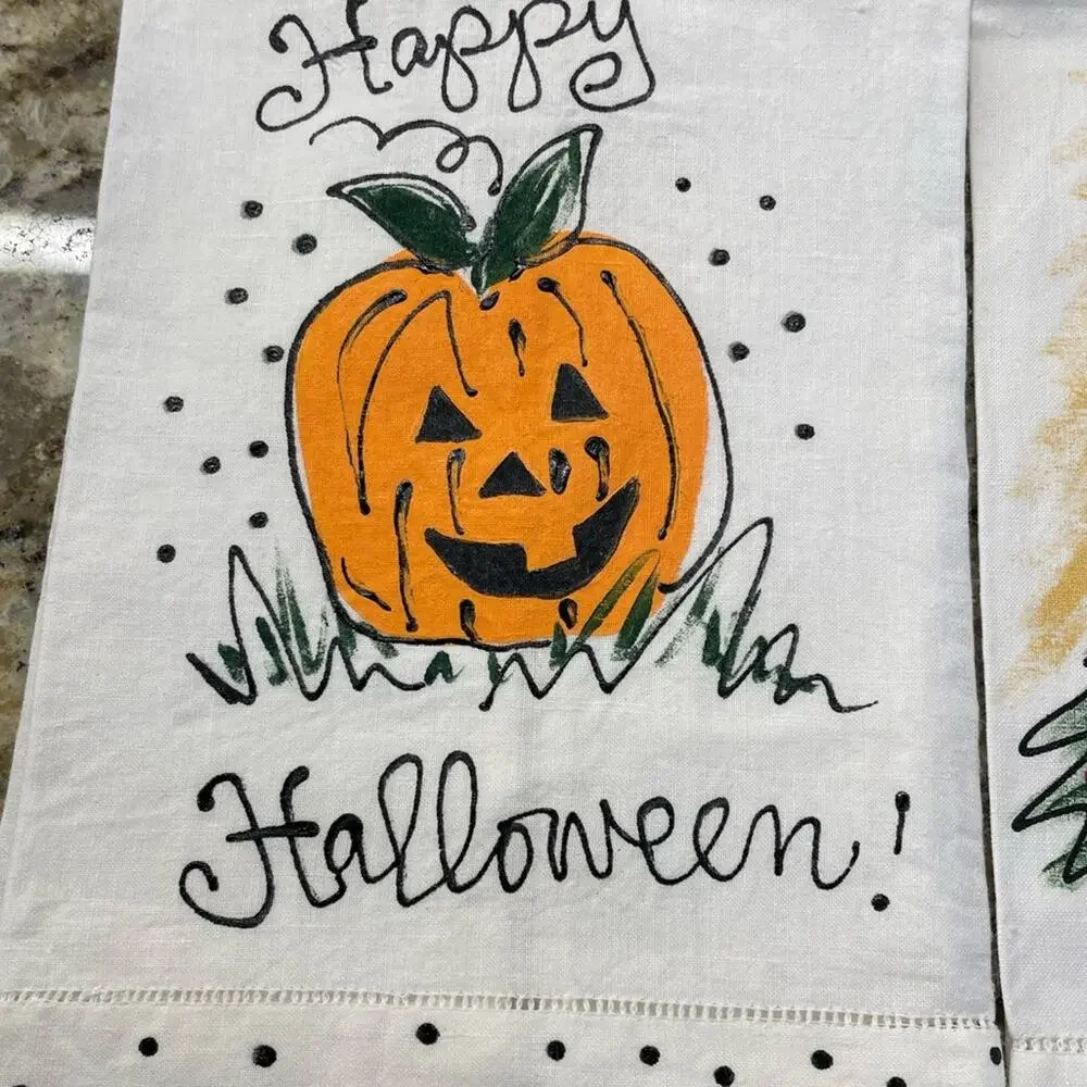 Holiday Hand Painted Towels Decor Lot 3‎ Christmas Halloween Beach NWOT